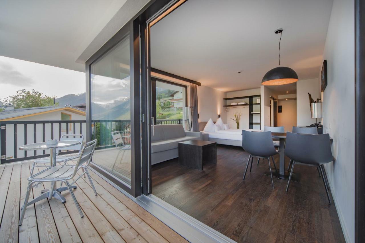 Hotel & Appartements Oberhofer Telfes im Stubai Exterior photo